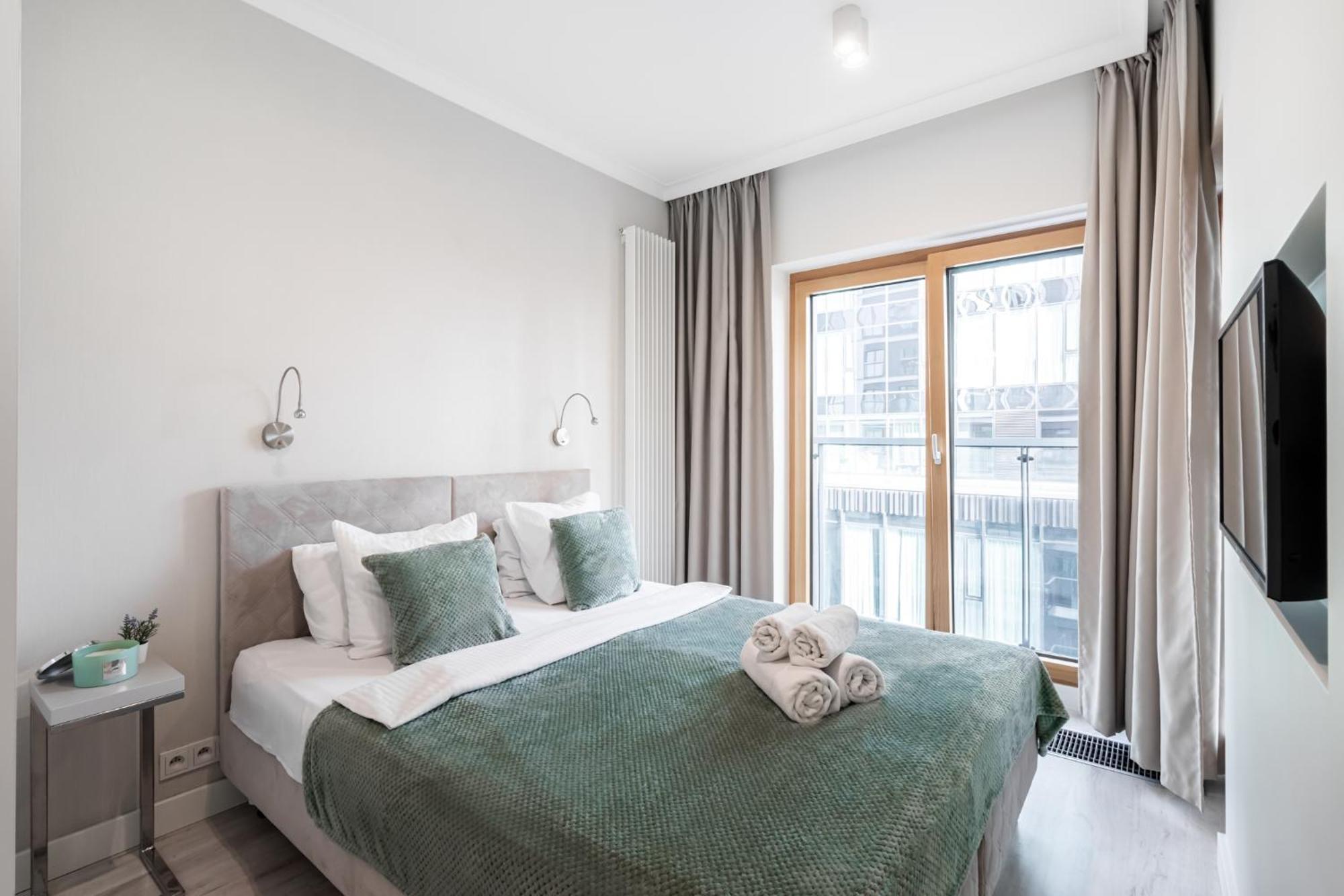 Golden Apartments -City Center - Mennica Residence Warsawa Bagian luar foto